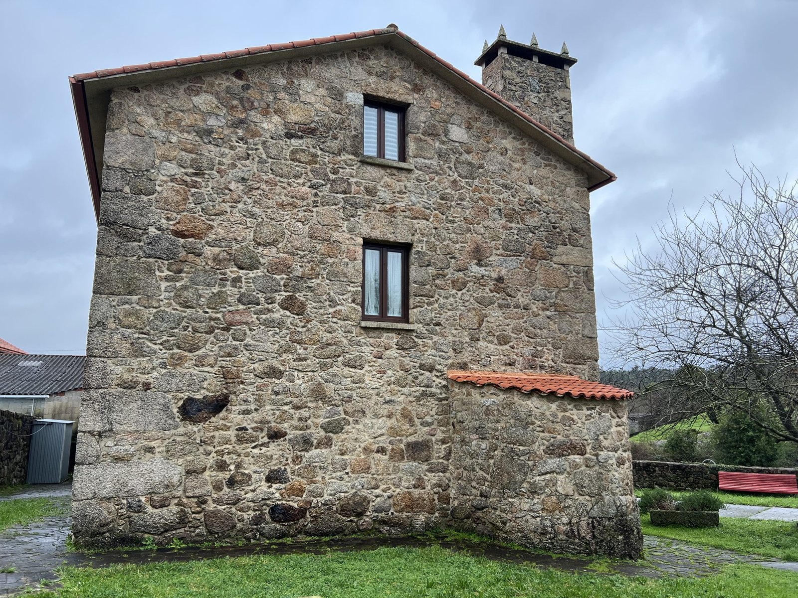 La Casa 4 Imagen de la fachada de la casa de Casa Rural Victoria.